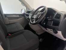 Volkswagen Transporter Transporter 2.0 TSI T32 BlueMotion Tech Highline FWD LWB Euro 6 (s/s) 5dr 
