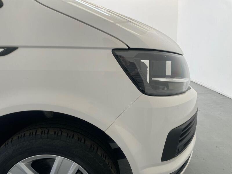 Volkswagen Transporter 2.0 TSI T32 BlueMotion Tech Highline FWD LWB Euro 6 (s/s) 5dr