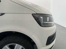 Volkswagen Transporter Transporter 2.0 TSI T32 BlueMotion Tech Highline FWD LWB Euro 6 (s/s) 5dr 