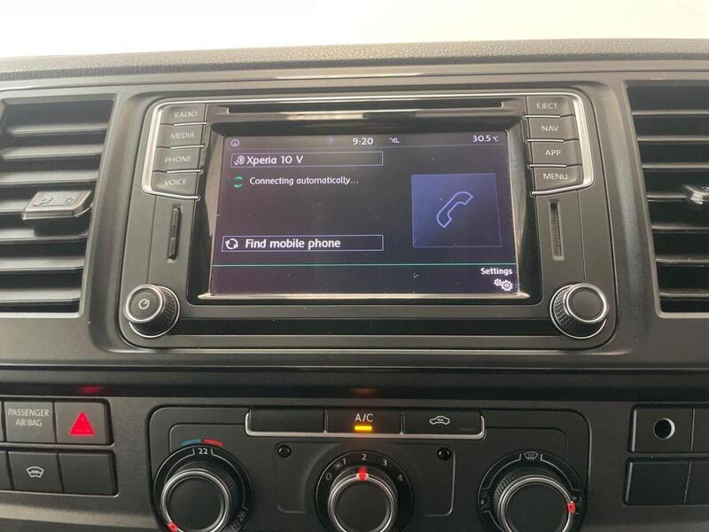 Volkswagen Transporter 2.0 TSI T32 BlueMotion Tech Highline FWD LWB Euro 6 (s/s) 5dr