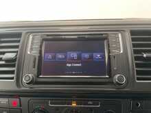 Volkswagen Transporter Transporter 2.0 TSI T32 BlueMotion Tech Highline FWD LWB Euro 6 (s/s) 5dr 