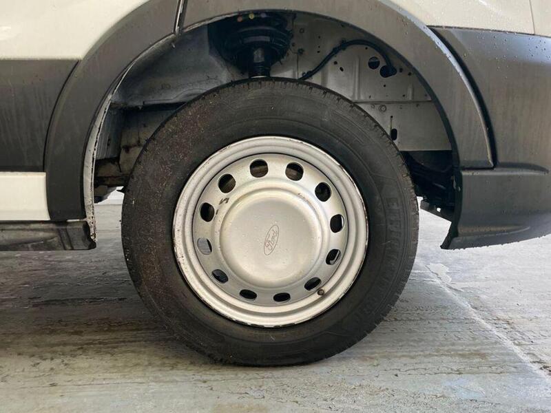 Ford Transit 2.0 350 EcoBlue HD Leader RWD L2 Euro 6 (s/s) 2dr