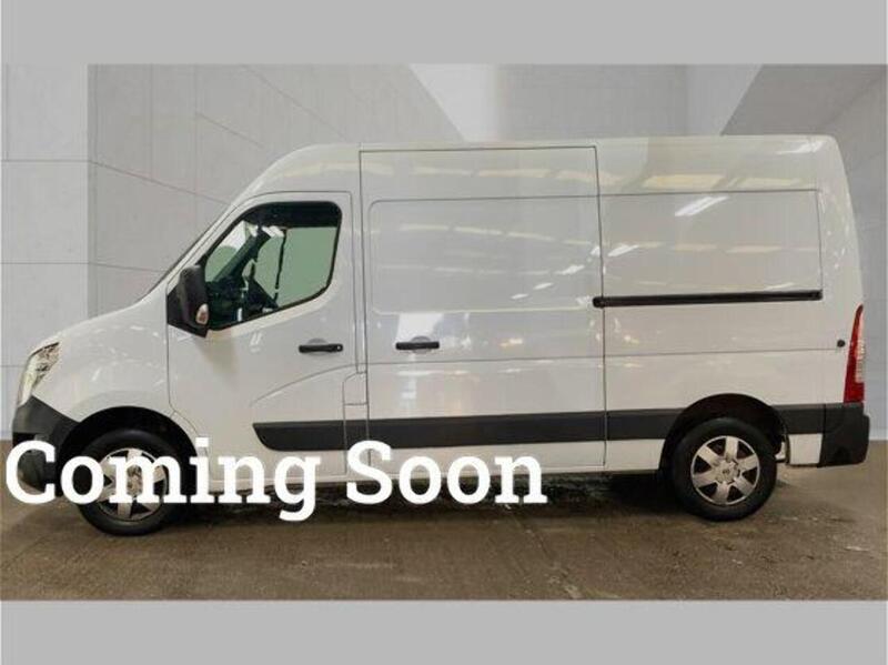 Nissan Interstar 2.3 dCi 33 Tekna FWD L2 H2 Euro 6 4dr