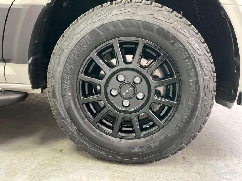 Volkswagen Crafter 2.0 TDI CR35 Commerce Plus Panel Van 5dr Diesel Auto FWD LWB High Roof Euro 6 (s/s) (140 ps)