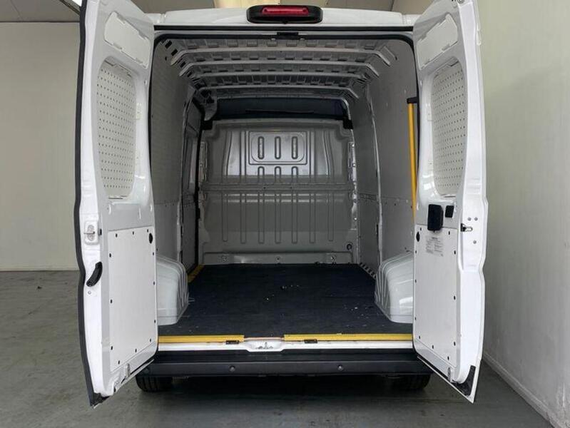 Peugeot Boxer 2.2 BlueHDi 335 Professional Premium + L3 H2 Euro 6 (s/s) 5dr