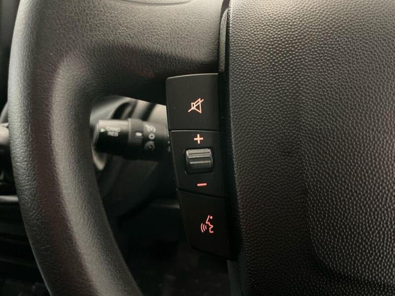 Peugeot Boxer 2.2 BlueHDi 335 Professional Premium + L3 H2 Euro 6 (s/s) 5dr