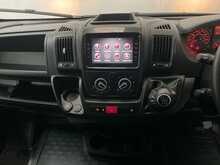 Peugeot Boxer Boxer 2.2 BlueHDi 335 Professional Premium + L3 H2 Euro 6 (s/s) 5dr 