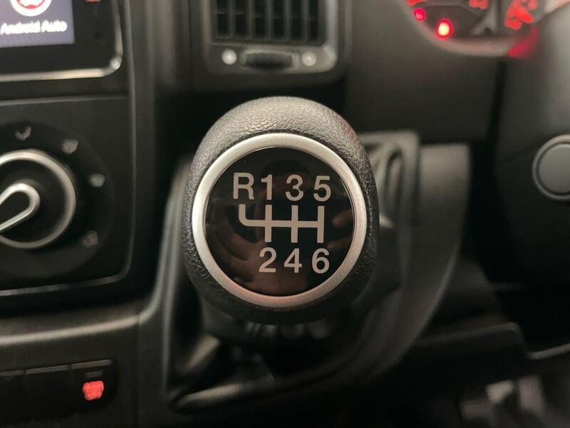 Peugeot Boxer 2.2 BlueHDi 335 Professional Premium + L3 H2 Euro 6 (s/s) 5dr