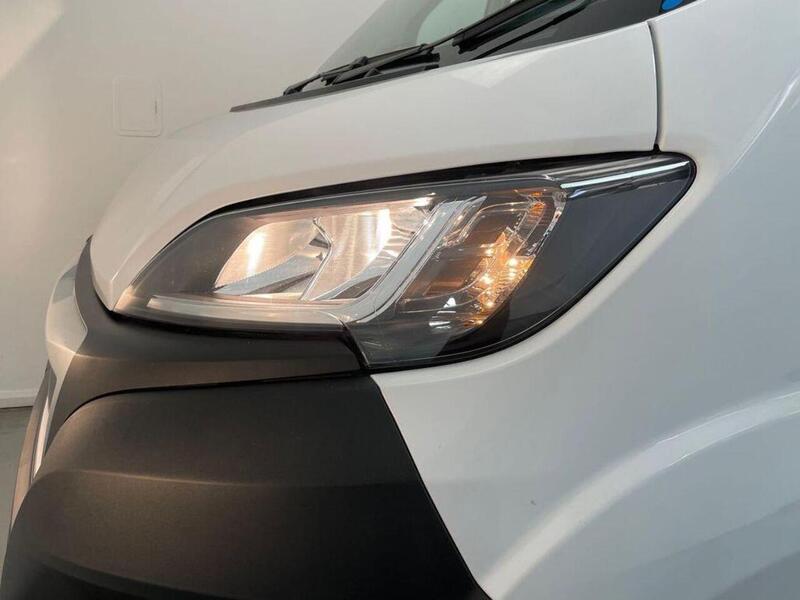 Peugeot Boxer 2.2 BlueHDi 335 Professional Premium + L3 H2 Euro 6 (s/s) 5dr