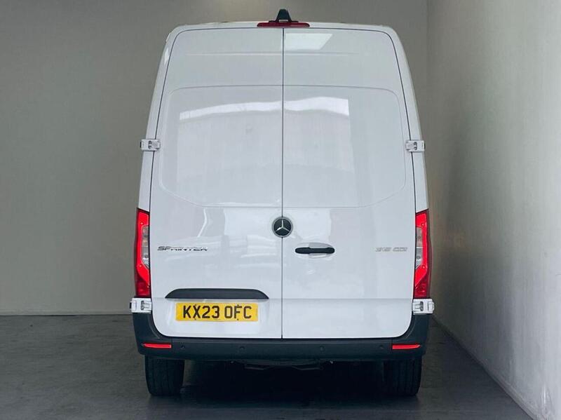 Mercedes-Benz Sprinter 2.0 315 CDI Progressive RWD L2 H2 Euro 6 (s/s) 5dr