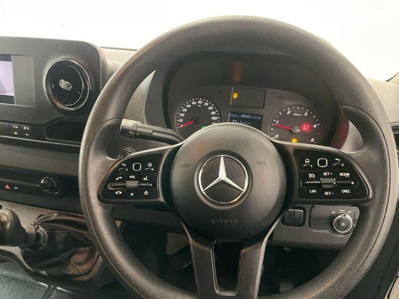Mercedes-Benz Sprinter 2.0 315 CDI Progressive RWD L2 H2 Euro 6 (s/s) 5dr