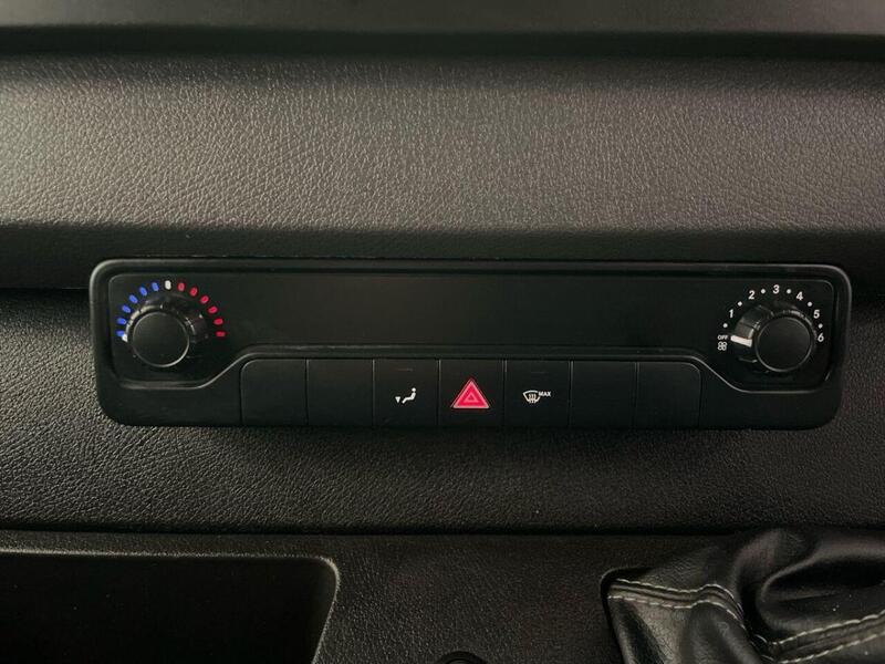 Mercedes-Benz Sprinter 2.0 315 CDI Progressive RWD L2 H2 Euro 6 (s/s) 5dr