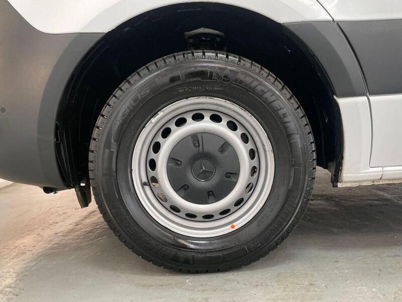 Mercedes-Benz Sprinter 2.0 315 CDI Progressive RWD L2 H2 Euro 6 (s/s) 5dr