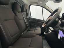 Nissan Primastar 2.0 dCi 30 Tekna L2 H1 Euro 6 (s/s) 5dr 