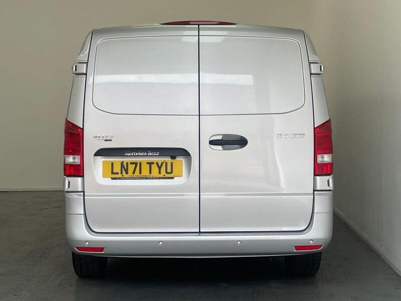 Mercedes-Benz Vito 2.0 114 CDI Premium G-Tronic RWD L2 Euro 6 (s/s) 5dr (LWB)