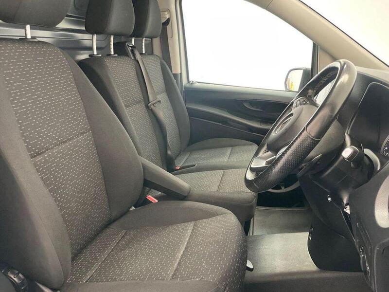 Mercedes-Benz Vito 2.0 114 CDI Premium G-Tronic RWD L2 Euro 6 (s/s) 5dr (LWB)