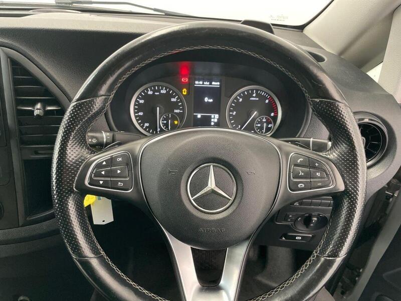 Mercedes-Benz Vito 2.0 114 CDI Premium G-Tronic RWD L2 Euro 6 (s/s) 5dr (LWB)