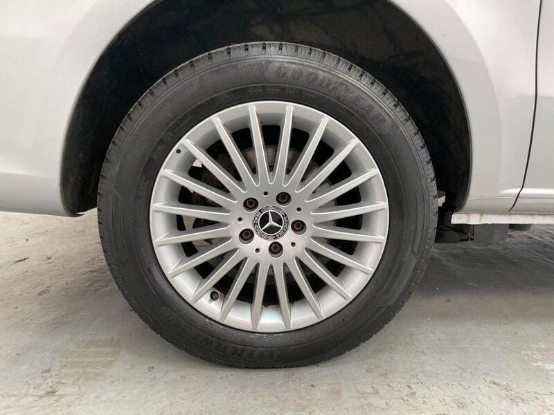Mercedes-Benz Vito 2.0 114 CDI Premium G-Tronic RWD L2 Euro 6 (s/s) 5dr (LWB)