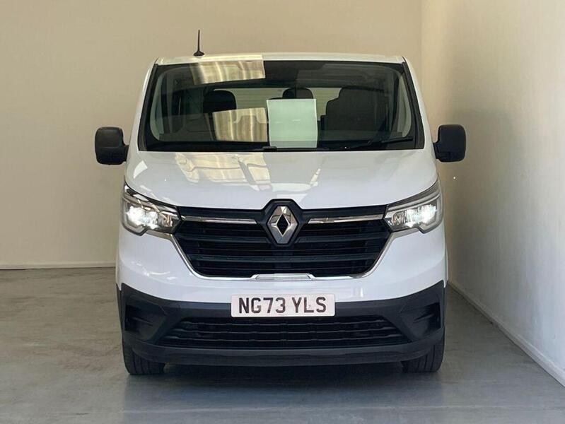 Renault Trafic 2.0 dCi SL28 Business L1 H1 Euro 6 (s/s) 5dr (9 Seat)