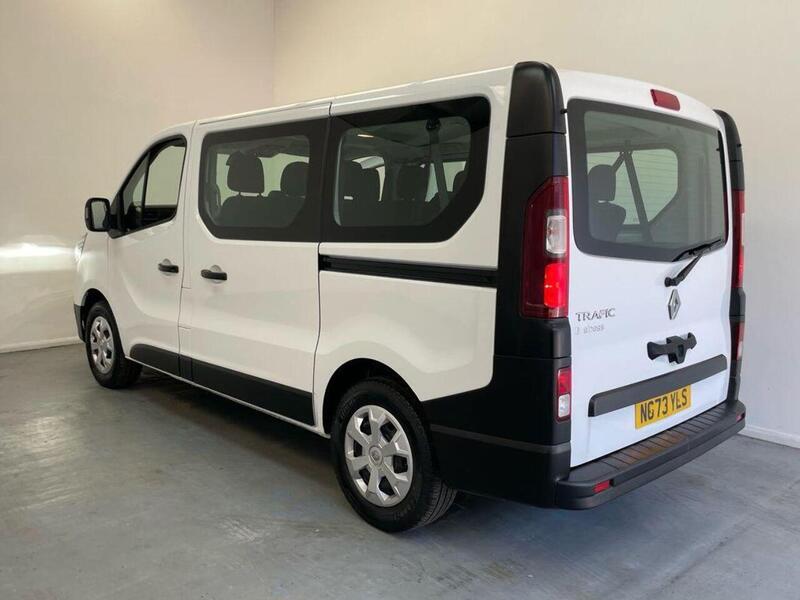 Renault Trafic 2.0 dCi SL28 Business L1 H1 Euro 6 (s/s) 5dr (9 Seat)