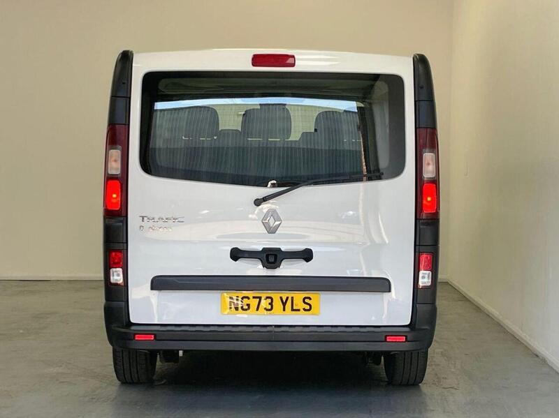 Renault Trafic 2.0 dCi SL28 Business L1 H1 Euro 6 (s/s) 5dr (9 Seat)