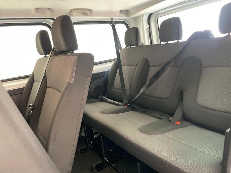 Renault Trafic 2.0 dCi SL28 Business L1 H1 Euro 6 (s/s) 5dr (9 Seat)