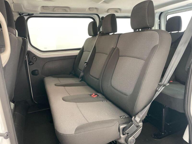 Renault Trafic 2.0 dCi SL28 Business L1 H1 Euro 6 (s/s) 5dr (9 Seat)
