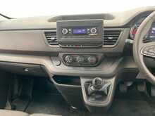 Renault Trafic Trafic 2.0 dCi SL28 Business L1 H1 Euro 6 (s/s) 5dr (9 Seat) 