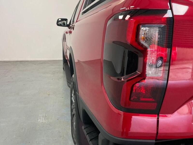 Ford Ranger 2.0 TD EcoBlue Wildtrak Pickup Double Cab 4dr Diesel Auto 4WD Euro 6 (s/s) (205 ps)