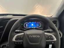 Iveco Daily Daily 2.3D HPI 14V 35S 4100 Panel Van 5dr Diesel HiMatic LWB H2 Euro 6 (s/s) (136 ps) 
