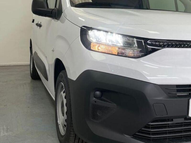 Citroen Berlingo 1.5 850 Enterprise XL Crew Van Double Cab 6dr Diesel Manual LWB Euro 6 (s/s) (100 ps)