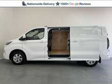 Ford Transit Custom Transit Custom 2.0 320 EcoBlue Limited L2 H1 Euro 6 (s/s) 5dr 