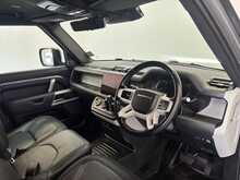 Land Rover Defender 90 Defender 90 3.0 D300 MHEV X-Dynamic HSE Hard Top SUV Auto 4WD SWB Euro 6 (s/s) 3dr 