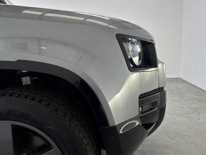 Land Rover Defender 90 3.0 D300 MHEV X-Dynamic HSE Hard Top SUV Auto 4WD SWB Euro 6 (s/s) 3dr