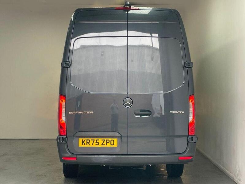 Mercedes-Benz Sprinter 2.0 315 CDI PRO G-Tronic RWD L3 H2 Euro 6 (s/s) 5dr