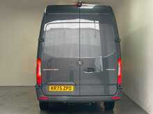 Mercedes-Benz Sprinter 2.0 315 CDI PRO G-Tronic RWD L3 H2 Euro 6 (s/s) 5dr 