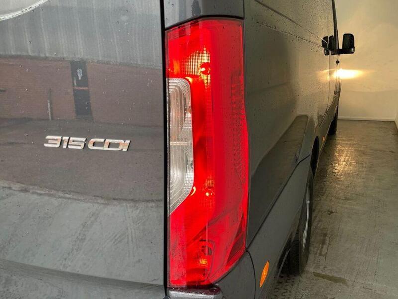 Mercedes-Benz Sprinter 2.0 315 CDI PRO G-Tronic RWD L3 H2 Euro 6 (s/s) 5dr