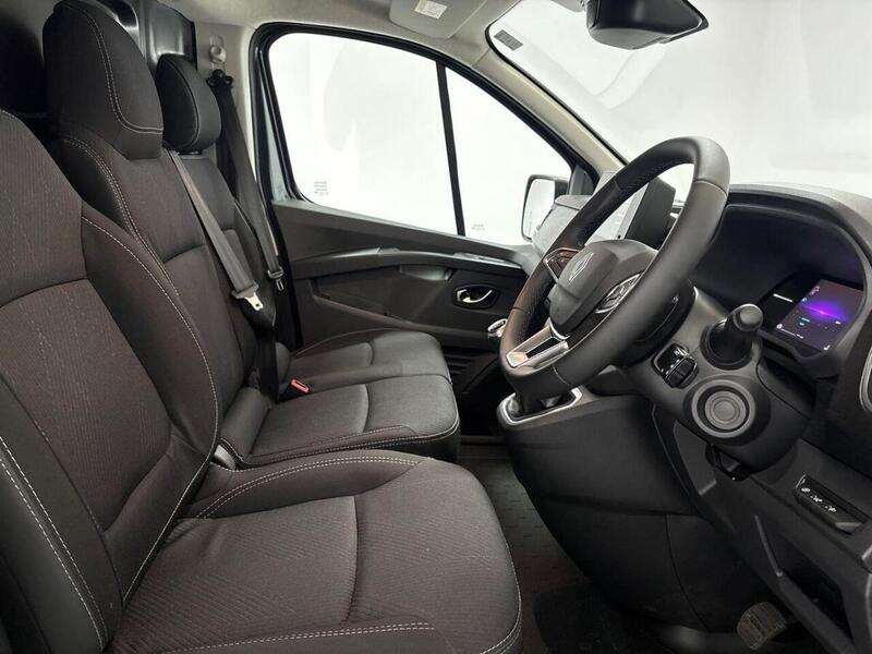 Renault Trafic 2.0 dCi Blue LL30 Extra Sport L2 H1 Euro 6 (s/s) 5dr