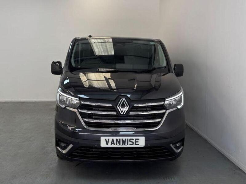 Renault Trafic 2.0 dCi Blue LL30 Extra Sport L2 H1 Euro 6 (s/s) 5dr