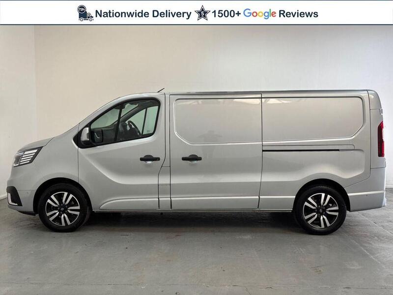 Renault Trafic 2.0 dCi Blue LL30 Extra Sport Panel Van 5dr Diesel Manual L2 H1 Euro 6 (s/s) (150 ps)
