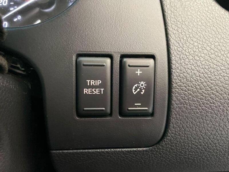Nissan Navara 2.3 dCi Tekna 4WD Euro 6 (s/s) 4dr