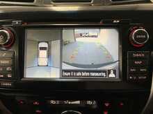 Nissan Navara Navara 2.3 dCi Tekna 4WD Euro 6 (s/s) 4dr 