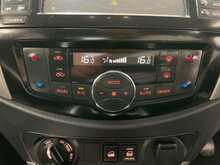 Nissan Navara Navara 2.3 dCi Tekna 4WD Euro 6 (s/s) 4dr 