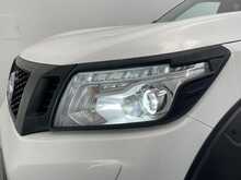 Nissan Navara Navara 2.3 dCi Tekna 4WD Euro 6 (s/s) 4dr 