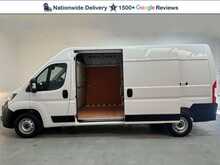 Peugeot Boxer Boxer 2.2 BlueHDi 335 Professional Panel Van 5dr Diesel Manual L3 H2 Euro 6 (s/s) (140 ps) 