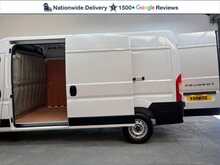 Peugeot Boxer Boxer 2.2 BlueHDi 335 Professional Panel Van 5dr Diesel Manual L3 H2 Euro 6 (s/s) (140 ps) 