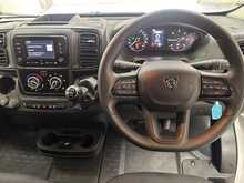 Peugeot Boxer Boxer 2.2 BlueHDi 335 Professional Panel Van 5dr Diesel Manual L3 H2 Euro 6 (s/s) (140 ps) 