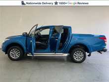 Mitsubishi L200 L200 2.4 DI-D DC Warrior 4WD Euro 6 4dr 