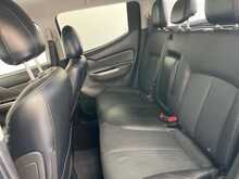 Mitsubishi L200 L200 2.4 DI-D DC Warrior 4WD Euro 6 4dr 