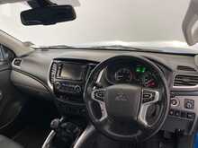 Mitsubishi L200 L200 2.4 DI-D DC Warrior 4WD Euro 6 4dr 